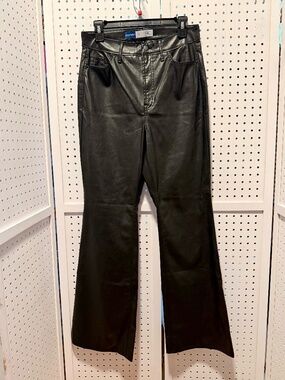 Old Navy Black Higher High - Waisted Faux - Leather Pants - Size 10